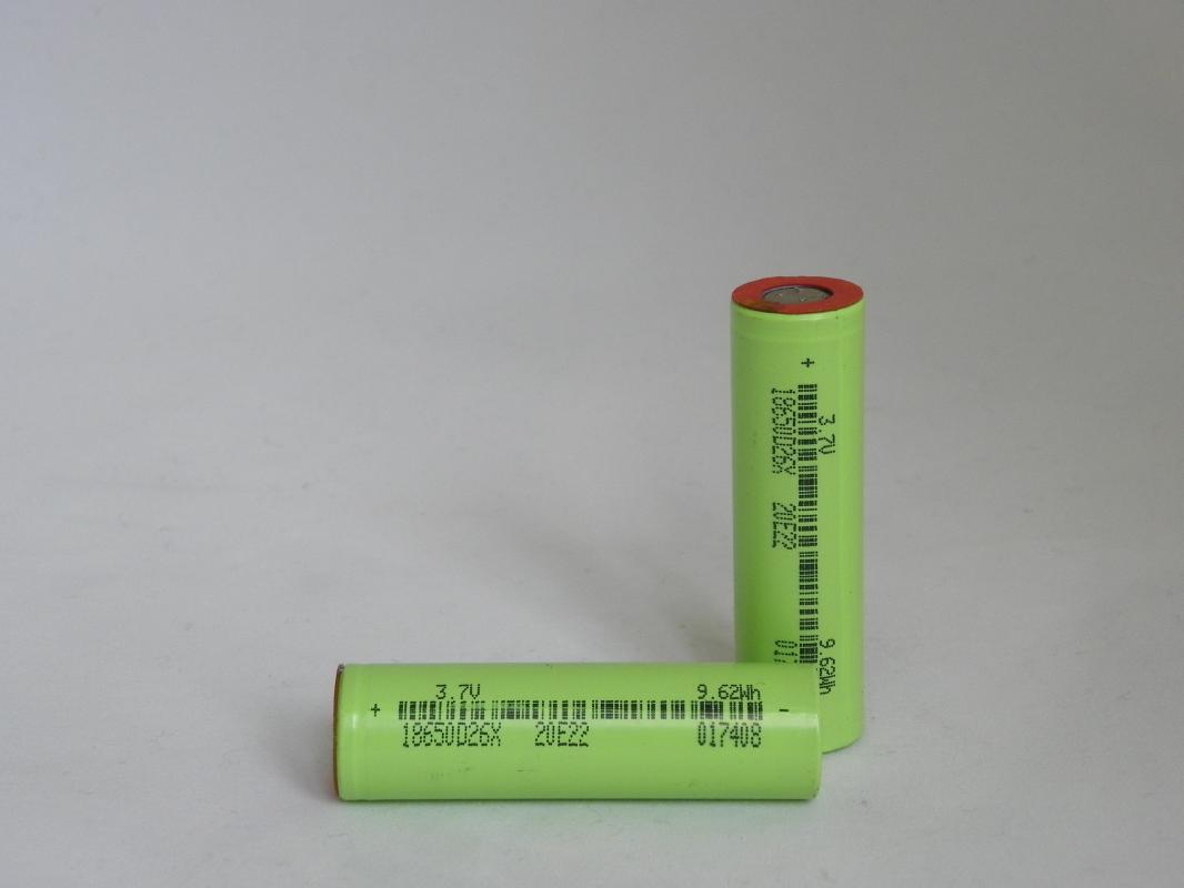 ELEKTROPİL 18650D26X 2500mAh 5A Yenilenmiş (2300 mAh)