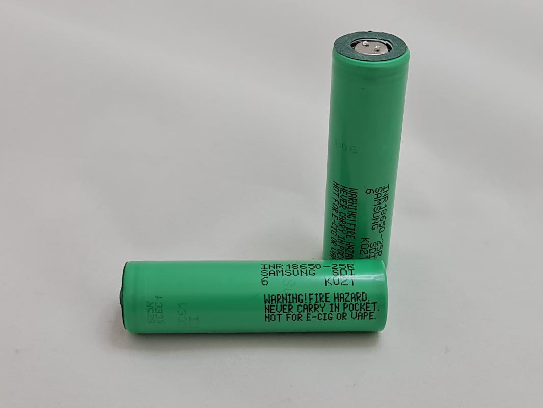 Samsung 25R 2500mAh 18650 20A Yenilenmiş (2100mAh)